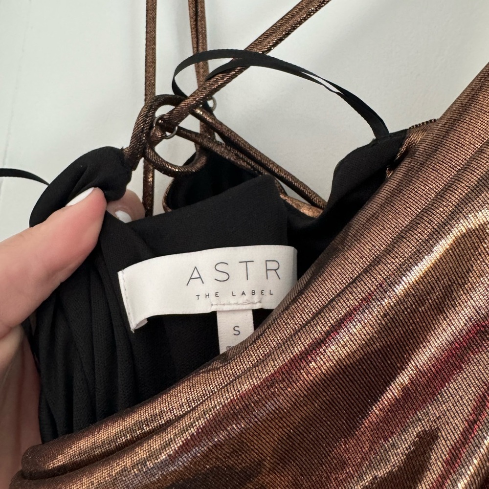 NWOT ASTR the Label Bronze Metallic Gais Midi Dress- NEW! - Picture 5 of 10